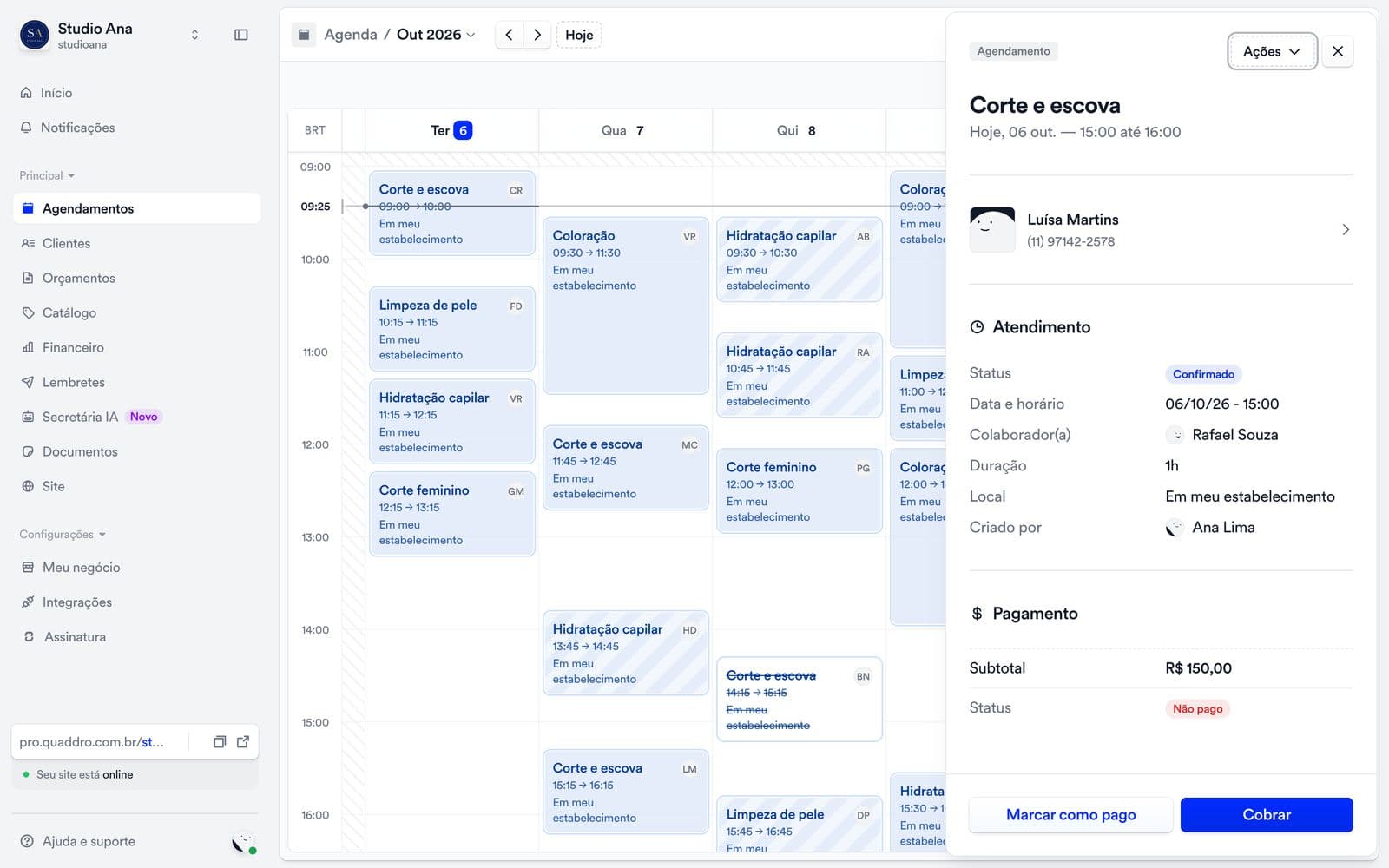 Detalhe do agendamento: profissional responsável, status e pagamento integrados.
